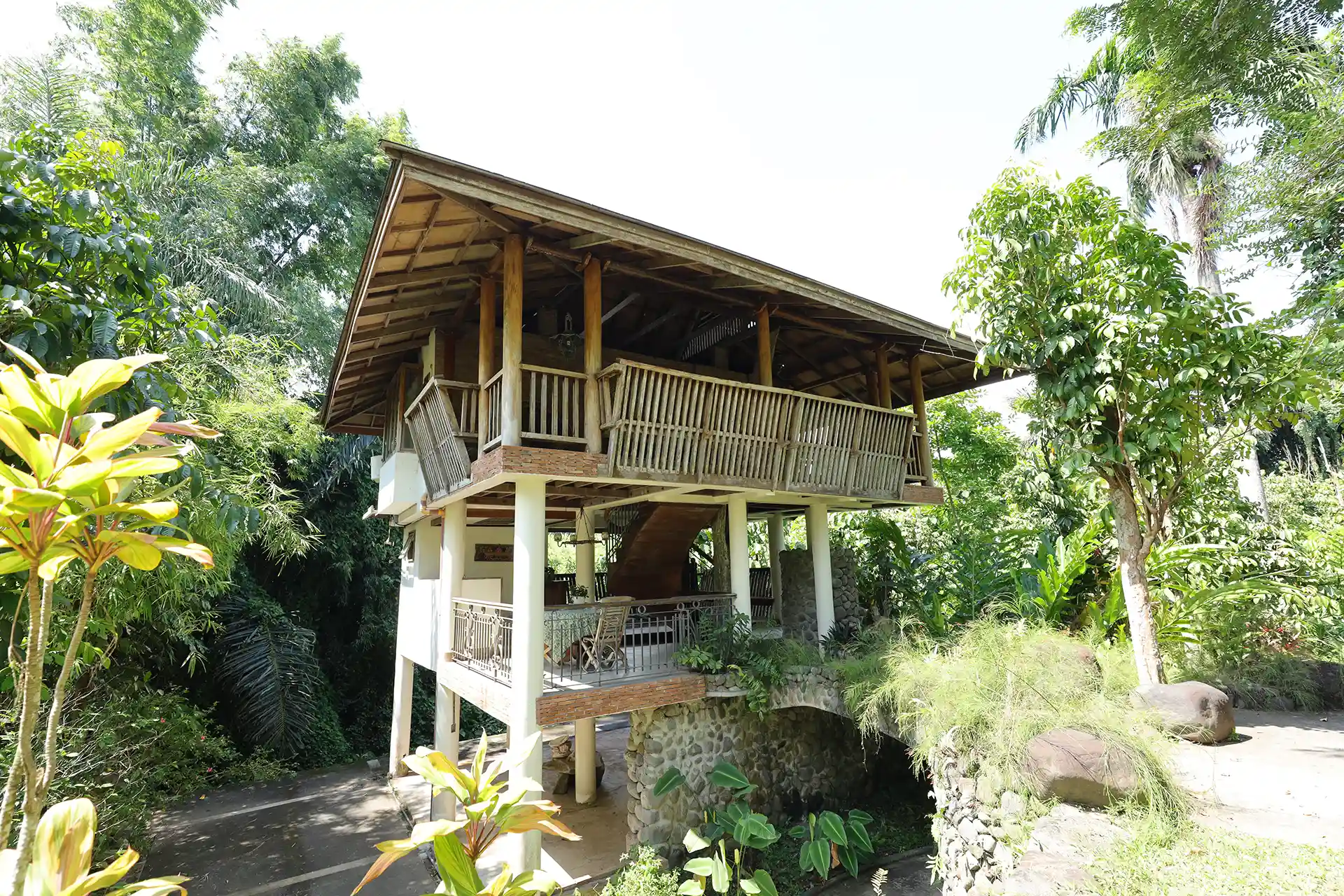 image of sitio de amor's treehouse accommodation